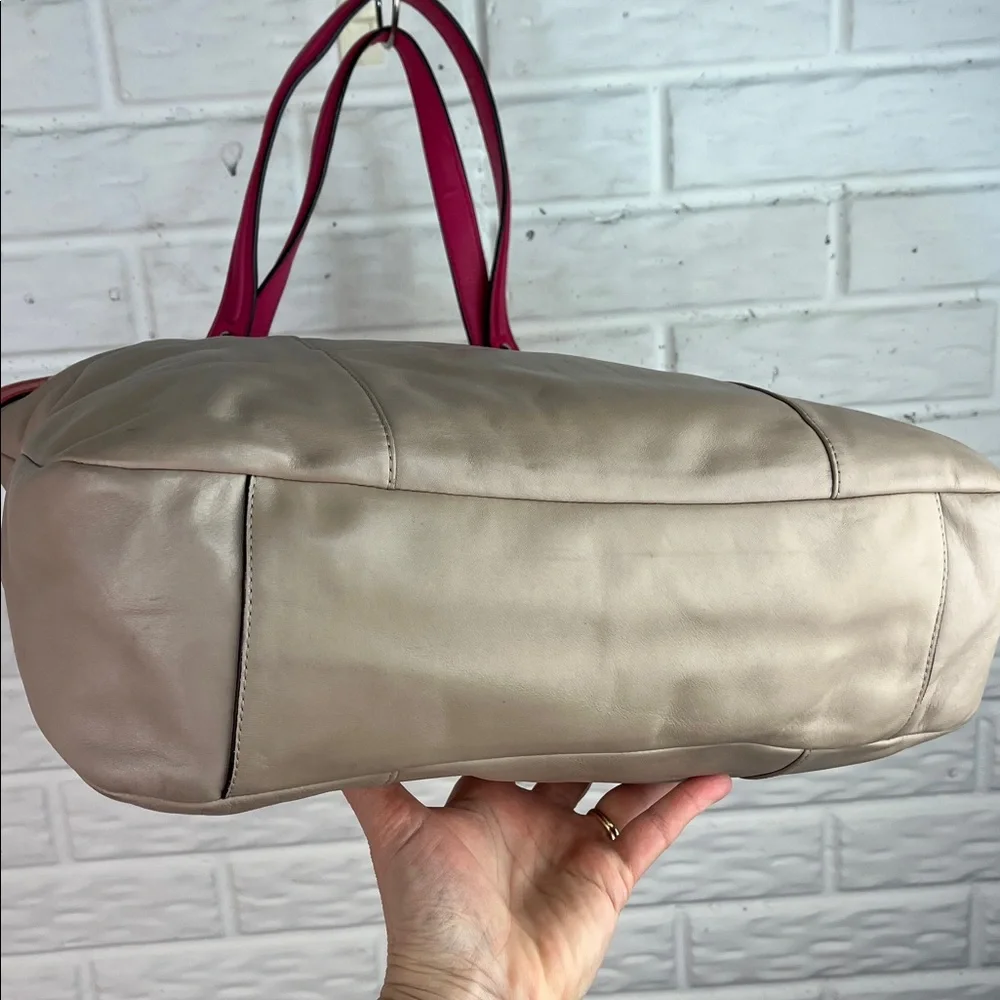 Coach gently preloved